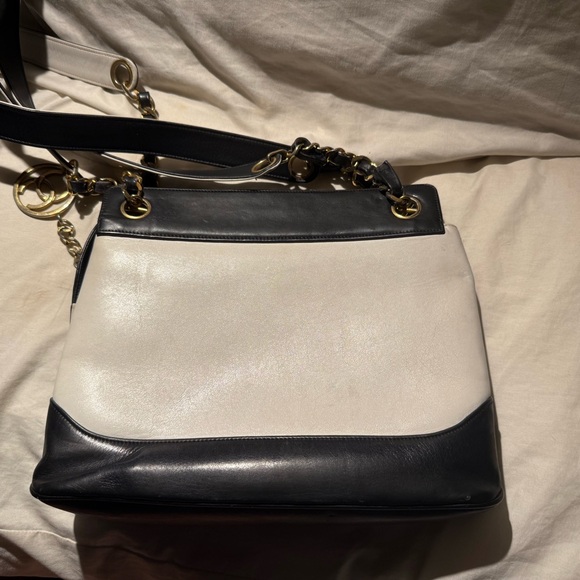 Vintage CC Lambskin Leather Chain Shopping Tote Bag Black/white - Picture 9 of 16